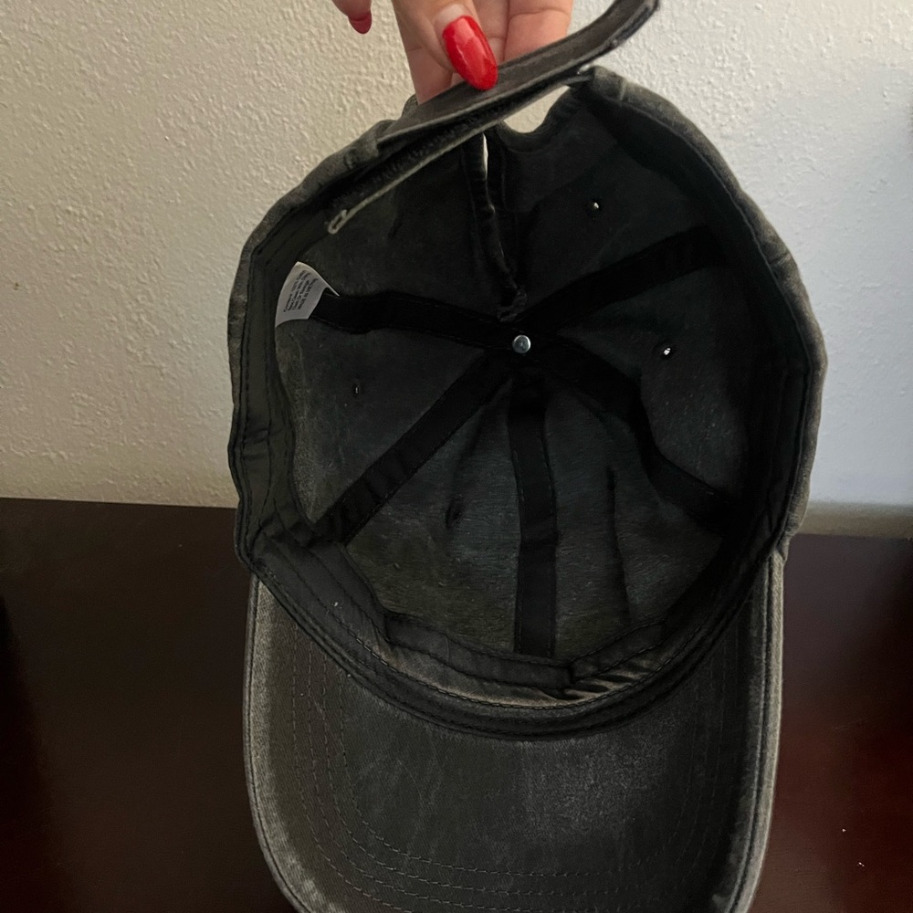 Minnie Mouse Cap - Picture 5 of 6